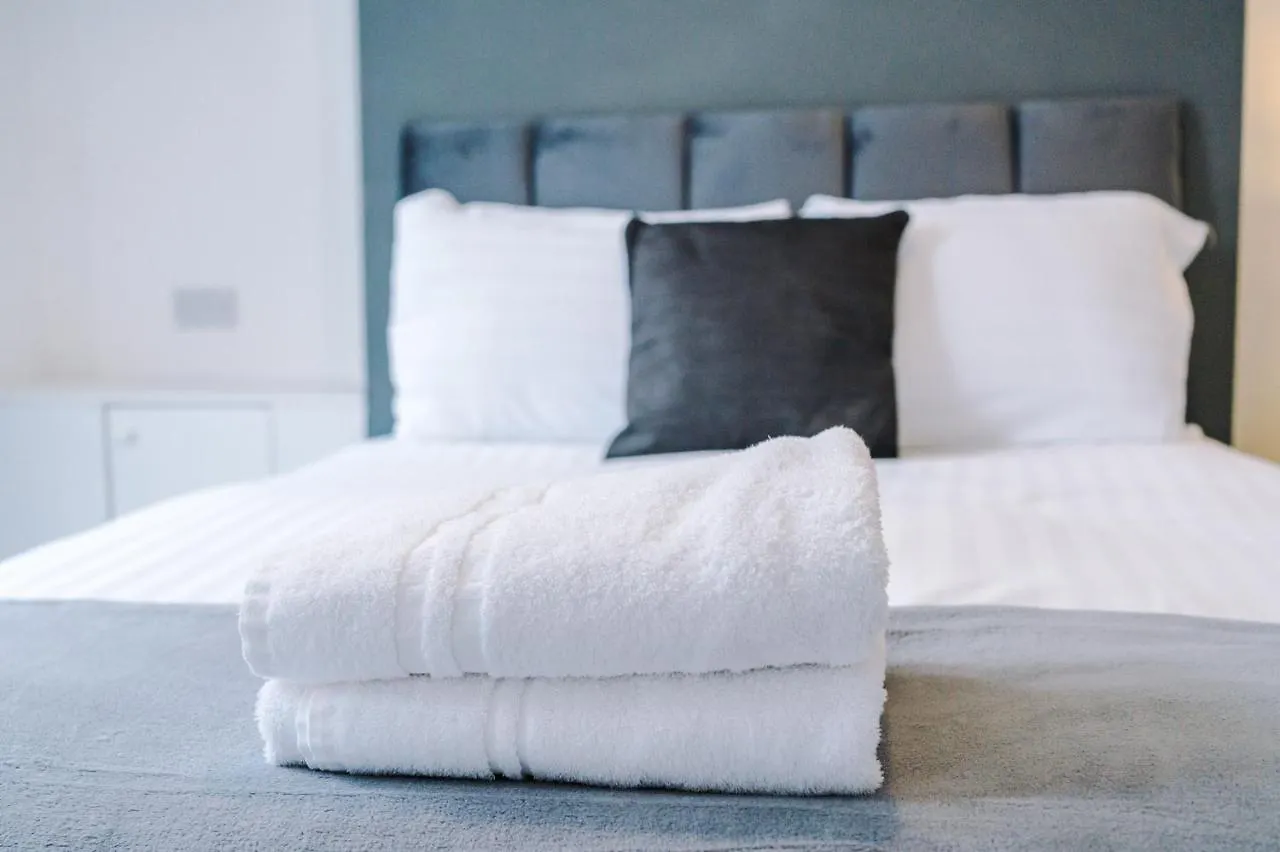 Holiday home Cosy 3 Bed 3 Bath House - Central Liverpool -Self Check-In & Free Parking! Villa United Kingdom