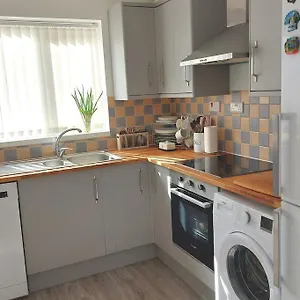 https://comfortable-2-bedroom-house-in-historic-exeter.cardiffhotelswales.com